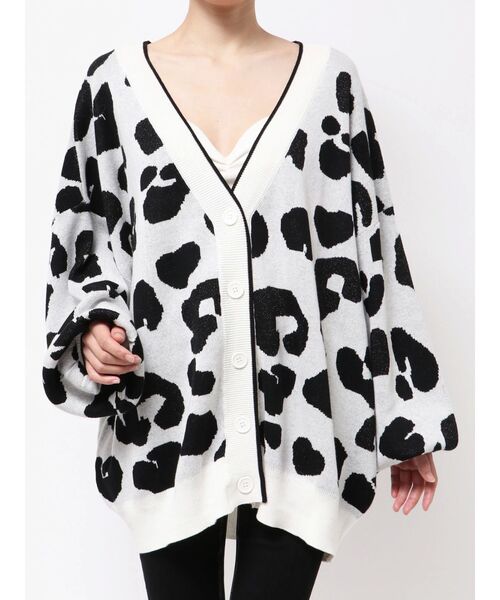 GYDA(ジェイダ)の「ラメGレオパードハイゲージニットカーディガン(カーディガン/ボレロ・レディース・ベージュ/オフホワイト/グレー/ブラック・FREE)」の5枚目の写真