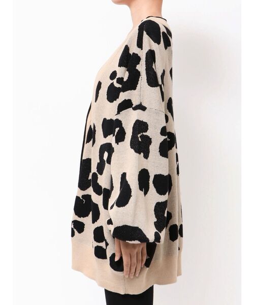 GYDA(ジェイダ)の「ラメGレオパードハイゲージニットカーディガン(カーディガン/ボレロ・レディース・ベージュ/オフホワイト/グレー/ブラック・FREE)」の7枚目の写真