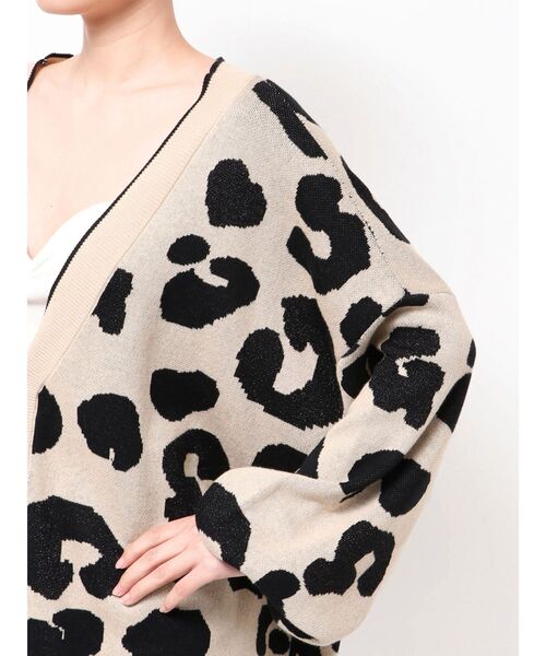 GYDA(ジェイダ)の「ラメGレオパードハイゲージニットカーディガン(カーディガン/ボレロ・レディース・ベージュ/オフホワイト/グレー/ブラック・FREE)」の10枚目の写真