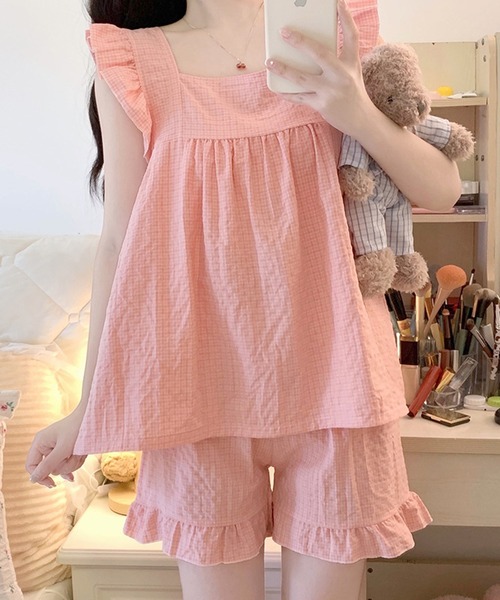 DAY CLOSET(デイ クローゼット)の「レディース 肩フリルチュニック風トップス+ショートパンツ ルームウェア上下2点セット(ルームウェア/パジャマ・レディース・ライトブルー/ブラック/マスタード/ピンク・L/M)」の6枚目の写真