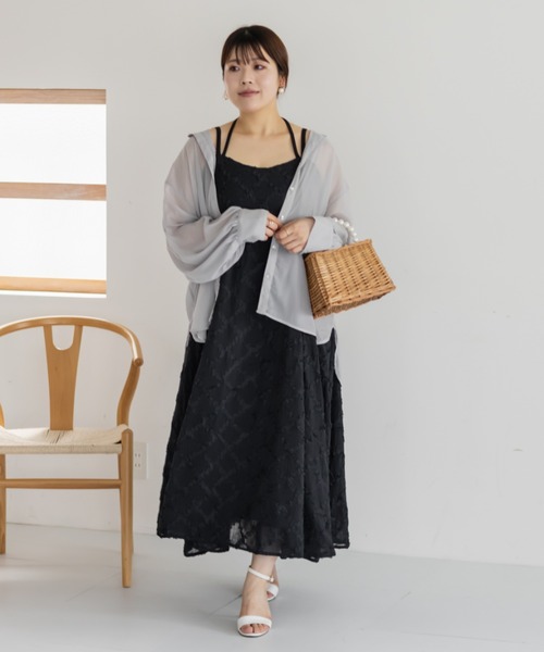 CLETTE(クレット)の「フリルチェックマルチストラップワンピース(ワンピース・レディース・ブルー/アイボリー/ブラック・LL/3L/4L)」の8枚目の写真
