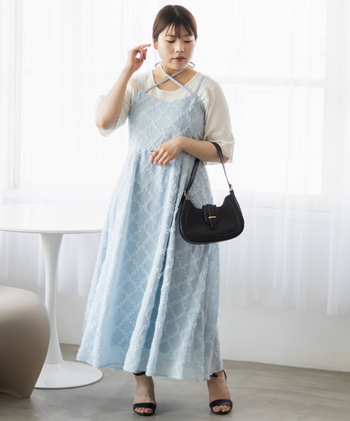 CLETTE(クレット)の「フリルチェックマルチストラップワンピース(ワンピース・レディース・ブルー/アイボリー/ブラック・LL/3L/4L)」の18枚目の写真