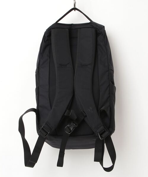 MYSTERY RANCH(ミステリーランチ)の「MYSTERY RANCH RIPRUCK 15L ミステリーランチ リップラック バックパック(バックパック/リュック・メンズ・ブラック・FREE)」の15枚目の写真