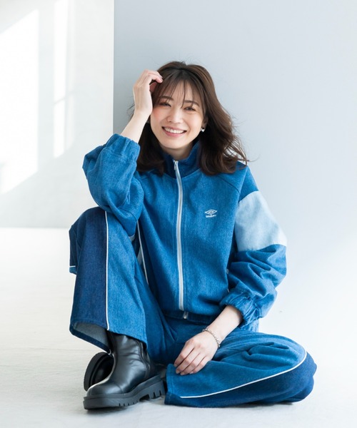 UMBRO(アンブロ)の「UMBRO【umbro】切替デニムパンツ (UMBRO/アンブロ/UV/ワイドパンツ/UNDOVEオリジナル/UNDOVE限定/ワンポイント刺繍/配色/限定販売)(デニムパンツ・レディース・ブルー系その他・SMALL/MEDIUM/LARGE/X-LARGE)」の2枚目の写真