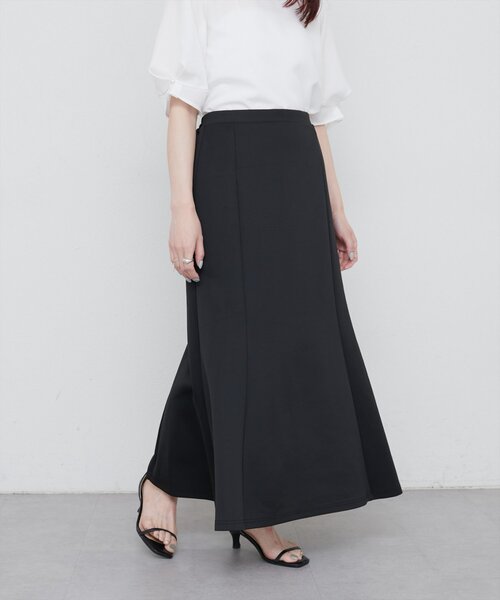 natural couture(ナチュラルクチュール)の「【WEB限定】カットソーマーメイドスカート(スカート・レディース・チャコールグレー/ブルー/ブラック・MEDIUM/LARGE)」の1枚目の写真