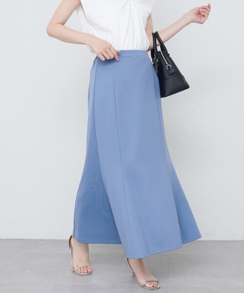 natural couture(ナチュラルクチュール)の「【WEB限定】カットソーマーメイドスカート(スカート・レディース・チャコールグレー/ブルー/ブラック・MEDIUM/LARGE)」の10枚目の写真