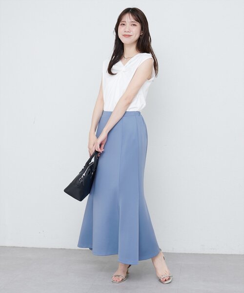 natural couture(ナチュラルクチュール)の「【WEB限定】カットソーマーメイドスカート(スカート・レディース・チャコールグレー/ブルー/ブラック・MEDIUM/LARGE)」の11枚目の写真