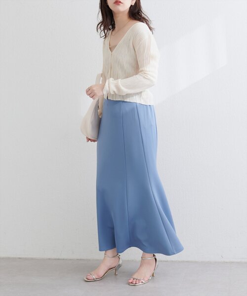 natural couture(ナチュラルクチュール)の「【WEB限定】カットソーマーメイドスカート(スカート・レディース・チャコールグレー/ブルー/ブラック・MEDIUM/LARGE)」の15枚目の写真