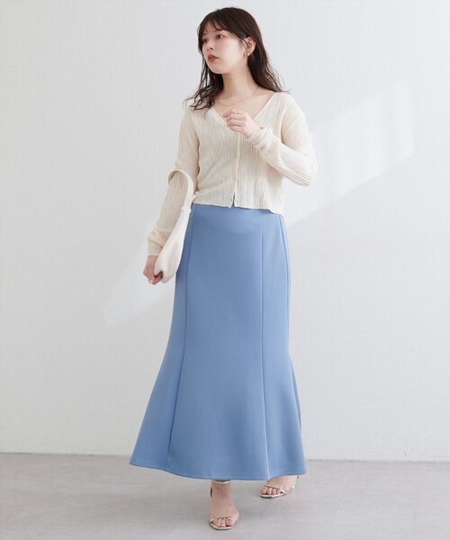 natural couture(ナチュラルクチュール)の「【WEB限定】カットソーマーメイドスカート(スカート・レディース・チャコールグレー/ブルー/ブラック・MEDIUM/LARGE)」の16枚目の写真