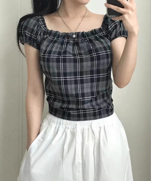 .KOM(ドットコム)の「A'GEM/9 × .kom 『.KOM/ドットケーオーエム』ギンガムチェックオフショルブラウス(Tシャツ/カットソー・レディース・ブラック・FREE)」の10枚目の写真