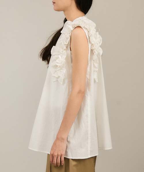 crinkle crinkle crinkle】別注side frill no sleeve blouse