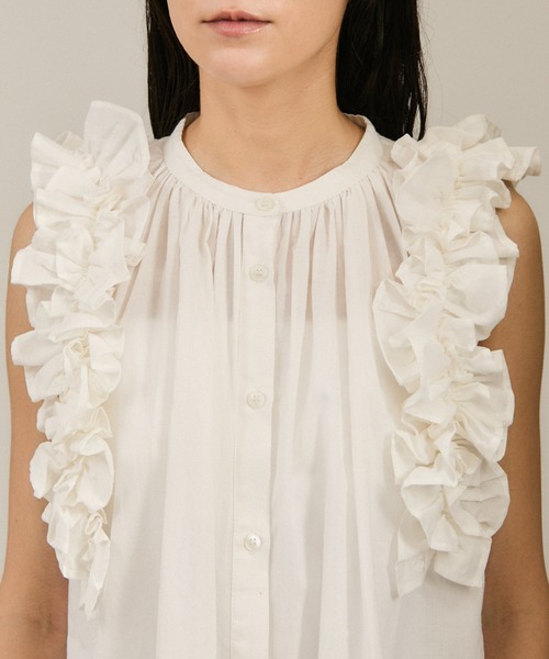 crinkle crinkle crinkle】別注side frill no sleeve blouse