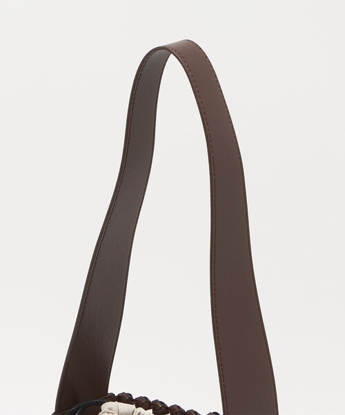 ODETTE E ODILE（オデットエオディール）の「＜SINBONO＞Betty SLD-Bag（ショルダーバッグ・レディース・ダークブラウン/ブラック・FREE）」の17枚目の写真