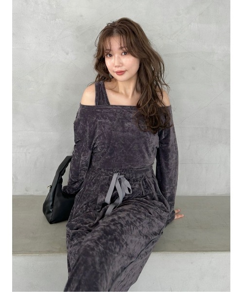 FRAY I.D（フレイアイディー）の「クラッシュベロアドロストワイドパンツ（その他パンツ・レディース・グレー/チャコールグレー/アイボリー・1/0）」の21枚目の写真