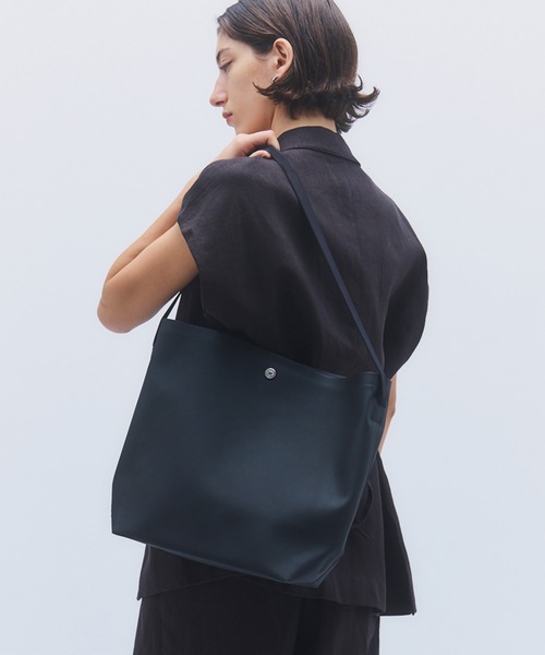 THE ART OF CARRYING（ジアートオブキャリング）の「【THE ART OF CARRYING】PAPER F（ショルダーバッグ・レディース・ホワイト/ブラック・FREE）」の20枚目の写真