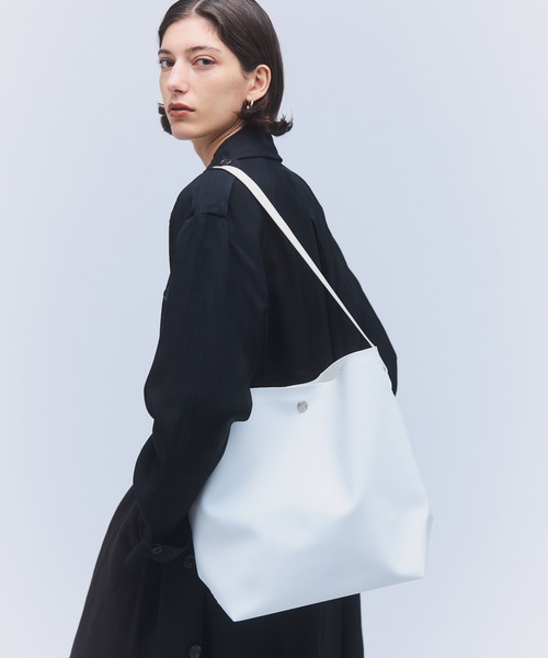 THE ART OF CARRYING（ジアートオブキャリング）の「【THE ART OF CARRYING】PAPER F（ショルダーバッグ・レディース・ホワイト/ブラック・FREE）」の16枚目の写真