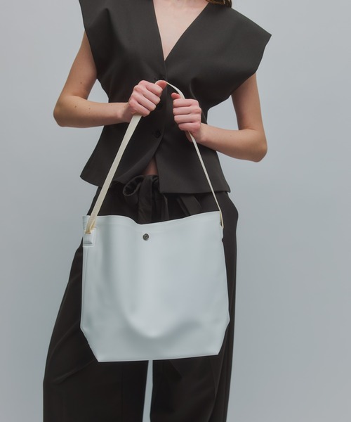 THE ART OF CARRYING（ジアートオブキャリング）の「【THE ART OF CARRYING】PAPER F（ショルダーバッグ・レディース・ホワイト/ブラック・FREE）」の22枚目の写真