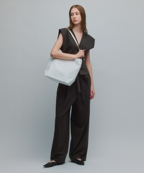 THE ART OF CARRYING（ジアートオブキャリング）の「【THE ART OF CARRYING】PAPER F（ショルダーバッグ・レディース・ホワイト/ブラック・FREE）」の14枚目の写真