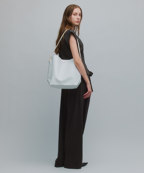 THE ART OF CARRYING（ジアートオブキャリング）の「【THE ART OF CARRYING】PAPER F（ショルダーバッグ・レディース・ホワイト/ブラック・FREE）」の15枚目の写真