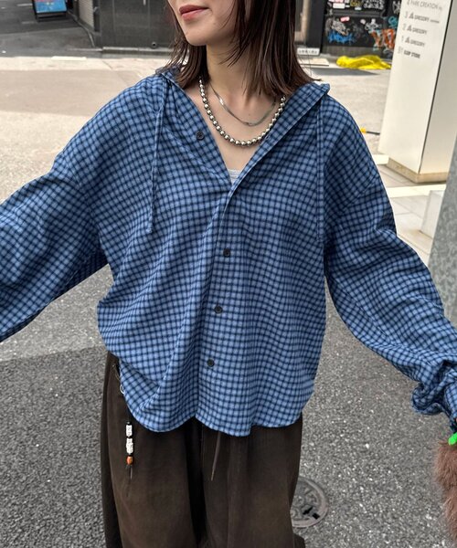 CIAOPANIC(チャオパニック)の「フード付きアソートチェックシャツ / パーカー(シャツ/ブラウス・レディース・グリーン/サックスブルー/ブラウン/ネイビー/ベージュ/ブラック・LARGE/MEDIUM)」の11枚目の写真