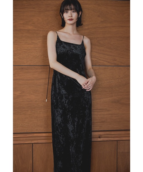 カーブスクエアベロアドレス 無地 スタッズ ドット パーティードレス