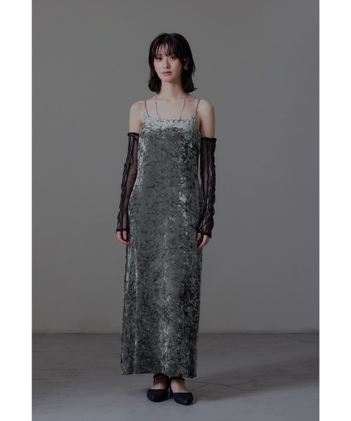 カーブスクエアベロアドレス 無地 スタッズ ドット パーティードレス