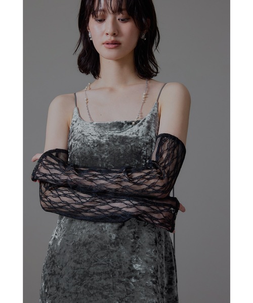 カーブスクエアベロアドレス 無地 スタッズ ドット パーティードレス