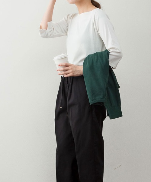MARAI(マーライ)の「ボートネック七分袖カットソー コットン こなれ感(Tシャツ/カットソー・レディース・ホワイト/カーキ/ブラック/チャコールグレー/杢グレー・4L/3L/L/LL/M)」の8枚目の写真