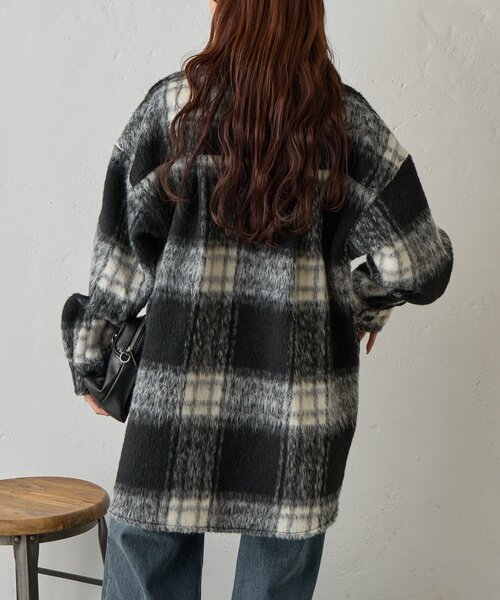 COLONY 2139（コロニートゥーワンスリーナイン）の「シャギーチェックシャツアウター（その他アウター・レディース・ブラウン/ブラック/サックスブルー・FREE）」の12枚目の写真