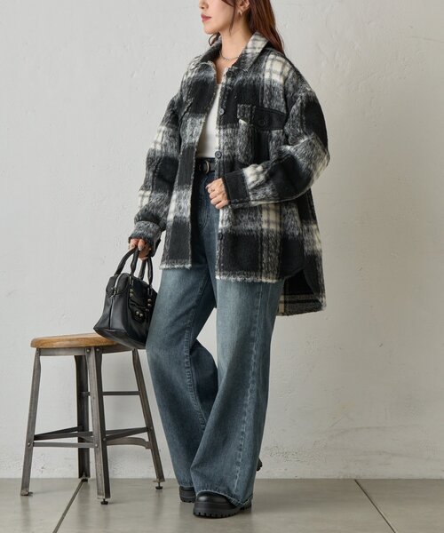 COLONY 2139（コロニートゥーワンスリーナイン）の「シャギーチェックシャツアウター（その他アウター・レディース・ブラウン/ブラック/サックスブルー・FREE）」の15枚目の写真