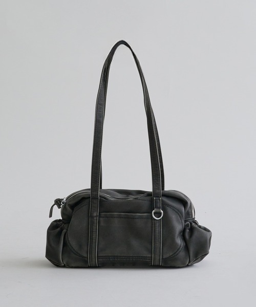 EPNK(イーピーエヌケー)の「Vintage like shoulder bag / ヴィンテージライクショルダーバッグ(ショルダーバッグ・メンズ・ブラウン/チャコールグレー・FREE)」の2枚目の写真
