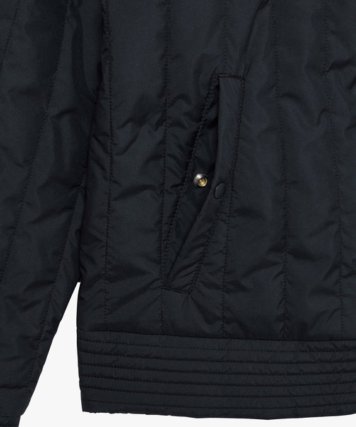 AIGLE(エーグル)の「撥水 REPREVE キルティング中綿 ノーカラージャケット / マフラー付き(ダウンジャケット/コート・レディース・ナチュラル/ブラック/ピンク・38/36/40)」の22枚目の写真