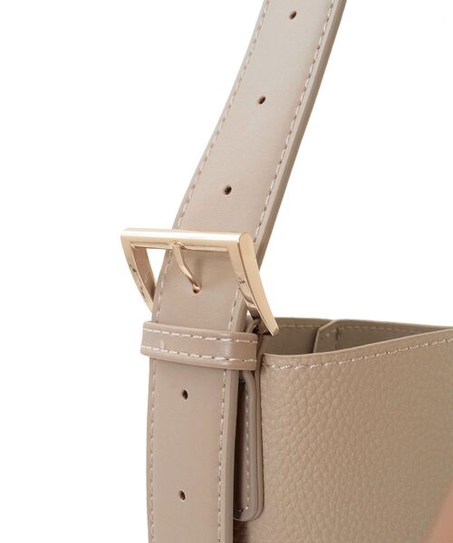 Green　Parks（グリーンパークス）の「KOSSORECO軽量合皮ポーチ付ショルダー（ショルダーバッグ・レディース・グレー/ベージュ/ブラック・FREE）」の15枚目の写真