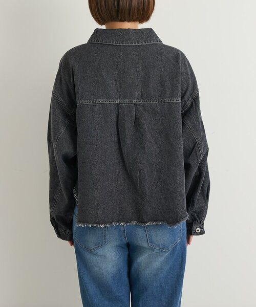 un dix cors（アンディコール）の「《大人カジュアルなムード漂う》裾フリンジデニムジャケット（デニムジャケット・レディース・インディゴブルー/ブラック・FREE）」の16枚目の写真