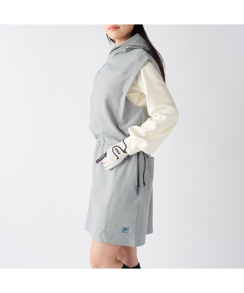 FILA GOLF(フィラゴルフ )の「FILA GOLF フィラゴルフ ゴルフウェア ワンポイント ロゴ ストレッチ 保温 裏起毛 ノースリーブ パーカー ベスト ワンピース(ワンピース・レディース・ブラック/グレー・M/L/LL)」の17枚目の写真