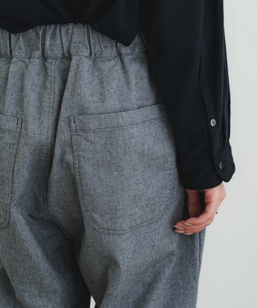 quadro（クオドロ）の「ソフトサーモストレッチサルエルパンツ（その他パンツ・レディース・グレー/ネイビー・FREE）」の19枚目の写真