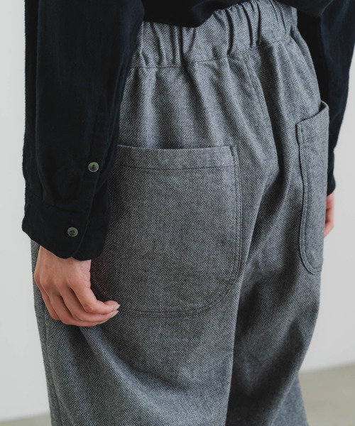 quadro（クオドロ）の「ソフトサーモストレッチサルエルパンツ（その他パンツ・レディース・グレー/ネイビー・FREE）」の18枚目の写真