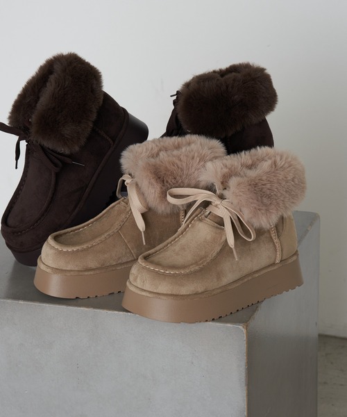 RAY CASSIN（レイカズン）の「厚底ムートンショートブーツ（ブーツ・レディース・ダークブラウン/ベージュ・L/M/S）」の9枚目の写真