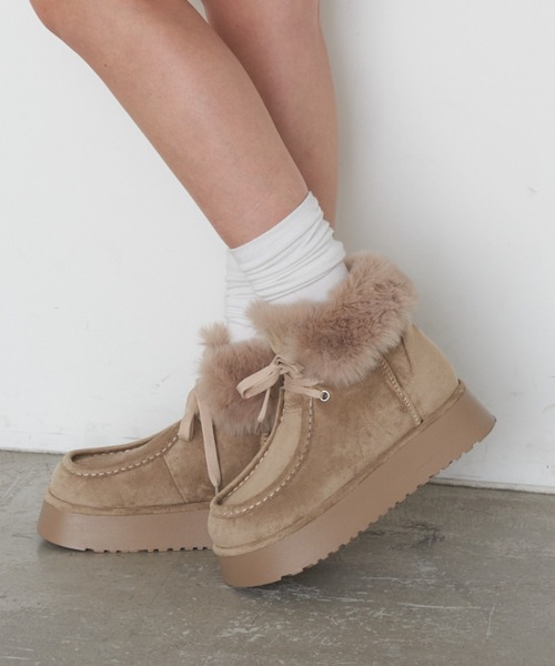 RAY CASSIN（レイカズン）の「厚底ムートンショートブーツ（ブーツ・レディース・ダークブラウン/ベージュ・L/M/S）」の18枚目の写真