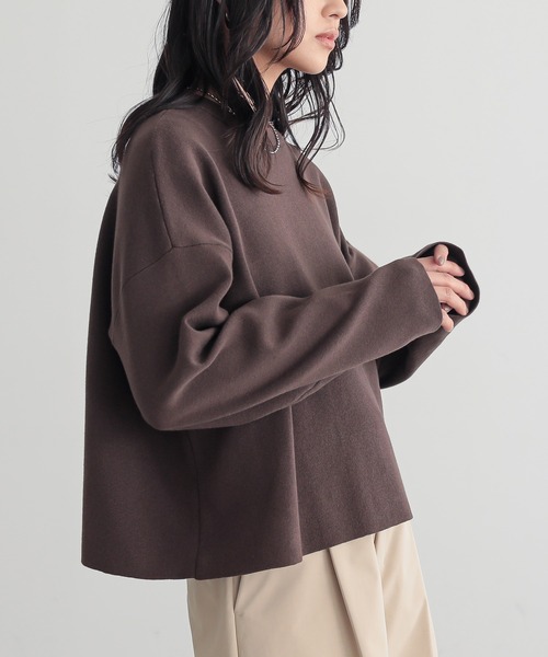 for/c（フォーシー）の「[新色追加]スウェットライクシンプルニット【サスティナブル】（ニット/セーター・レディース・ブラック/オフホワイト/グレー/ブラウン/ネイビー/グリーン・M/L/LL/S）」の10枚目の写真