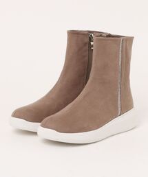 unity（ユニティ）の「オールウェザー対応ショートブーツ（ブーツ）」