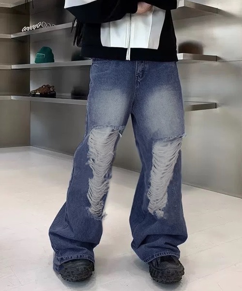 Revo.（レボ）の「クラッシュダメージ ワイド デニムパンツ（デニムパンツ・メンズ・ブルー/ブラック・M/XL）」の8枚目の写真