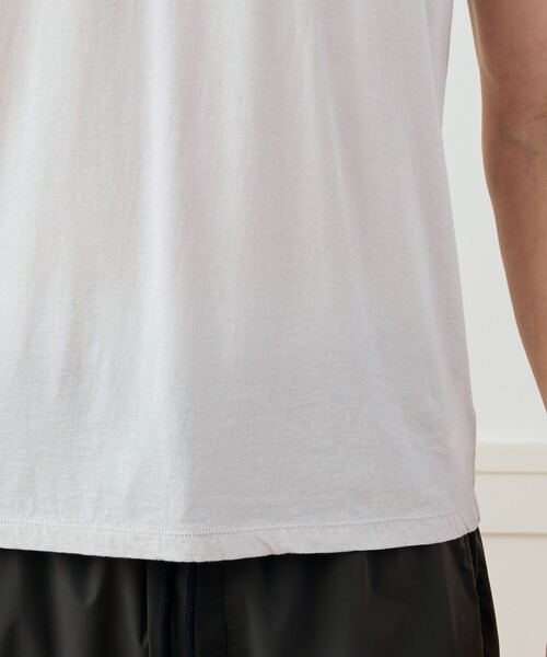 JAMES PERSE(ジェームスパース)の「リュクスジャージー クルーネックTシャツ MELJ3199(Tシャツ/カットソー・メンズ・カーキ/ライトグレー・1)」の9枚目の写真