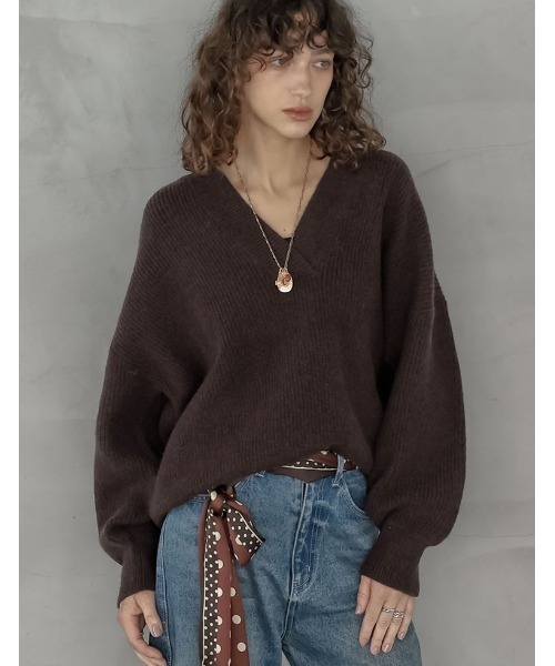 新色追加][2025AW COLLECTION][静電気防止]深Vネックニットプル