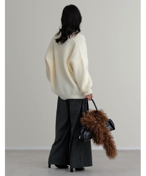 新色追加][2025AW COLLECTION][静電気防止]深Vネックニットプル