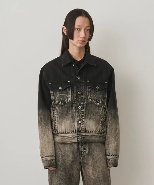 Juha(ユハ)の「【JUHA/ユハ】GRADATION DENIM JACKET(ブルゾン・メンズ・ブラック・3/4)」の1枚目の写真