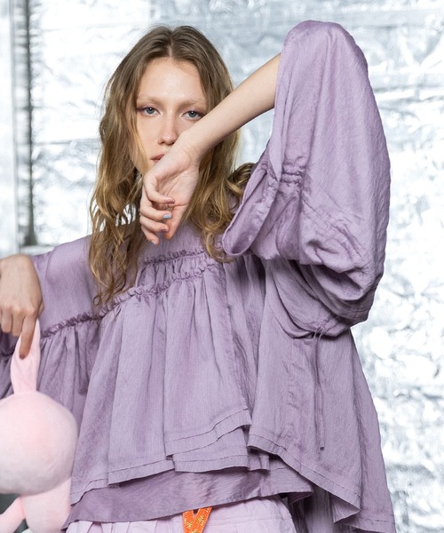 AULA AILA（アウラアイラ）の「バックテールボリュームブラウス（シャツ/ブラウス・レディース・ブラック/ピンク/ホワイト・0）」の8枚目の写真