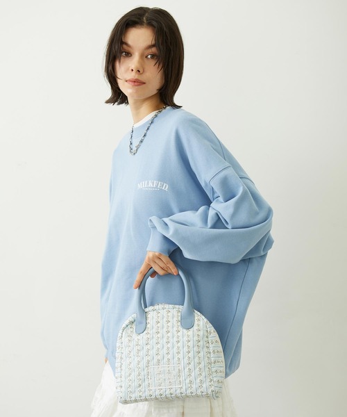 MILKFED.(ミルクフェド)の「STRIPED FLOWER QUILTED BAG(ハンドバッグ・レディース・グレー/オフホワイト・ONE SIZE)」の19枚目の写真