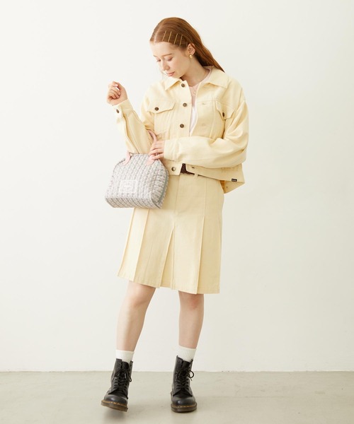 MILKFED.(ミルクフェド)の「STRIPED FLOWER QUILTED BAG(ハンドバッグ・レディース・グレー/オフホワイト・ONE SIZE)」の10枚目の写真
