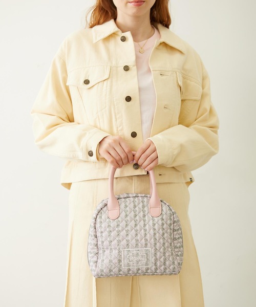 MILKFED.(ミルクフェド)の「STRIPED FLOWER QUILTED BAG(ハンドバッグ・レディース・グレー/オフホワイト・ONE SIZE)」の5枚目の写真